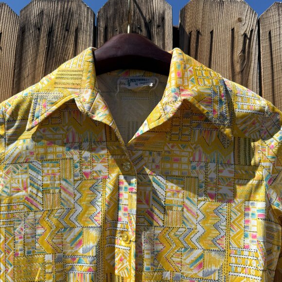 Vintage 70s Bright Yellow Geometric Printed Dagger Collar Button Down Shirt LG - Picture 8 of 12